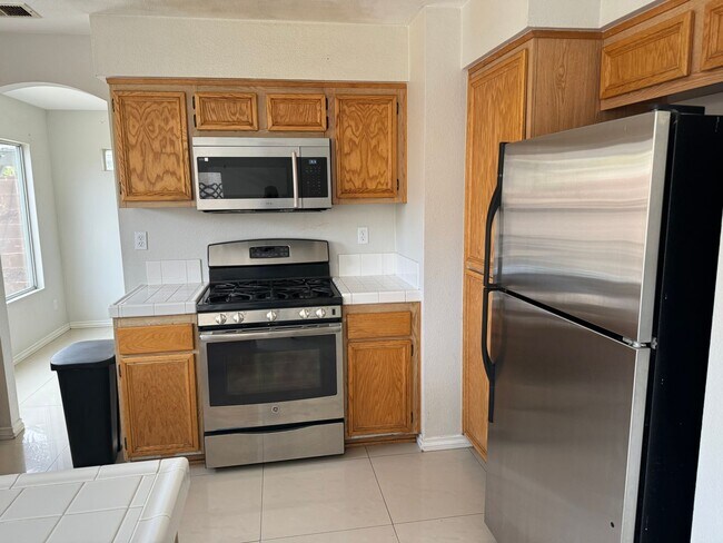Building Photo - San Ysdrio, Coral Gate neighborhood House for Rent