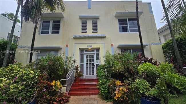 Primary Photo - 928 Euclid Ave