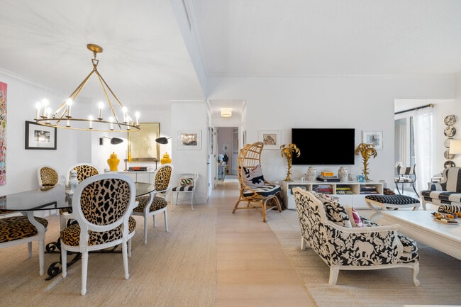 Building Photo - 1801 S Flagler Dr