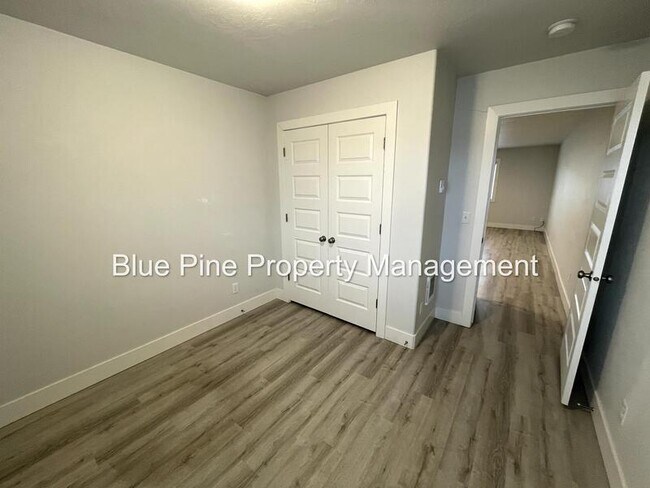 Building Photo - 170 Opal Ct