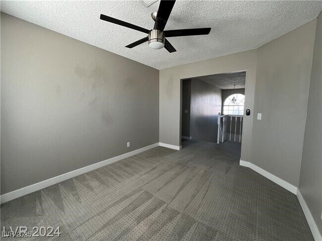 Building Photo - 1424 Lodgepole Dr