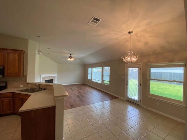 Building Photo - 4408 Hidden Lake Xing