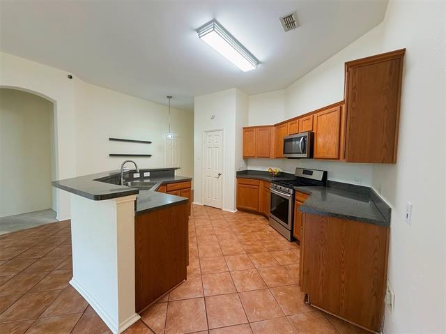 Building Photo - 5601 Piedra Dr