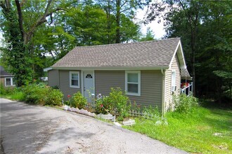 Building Photo - 35 Glanhope Rd