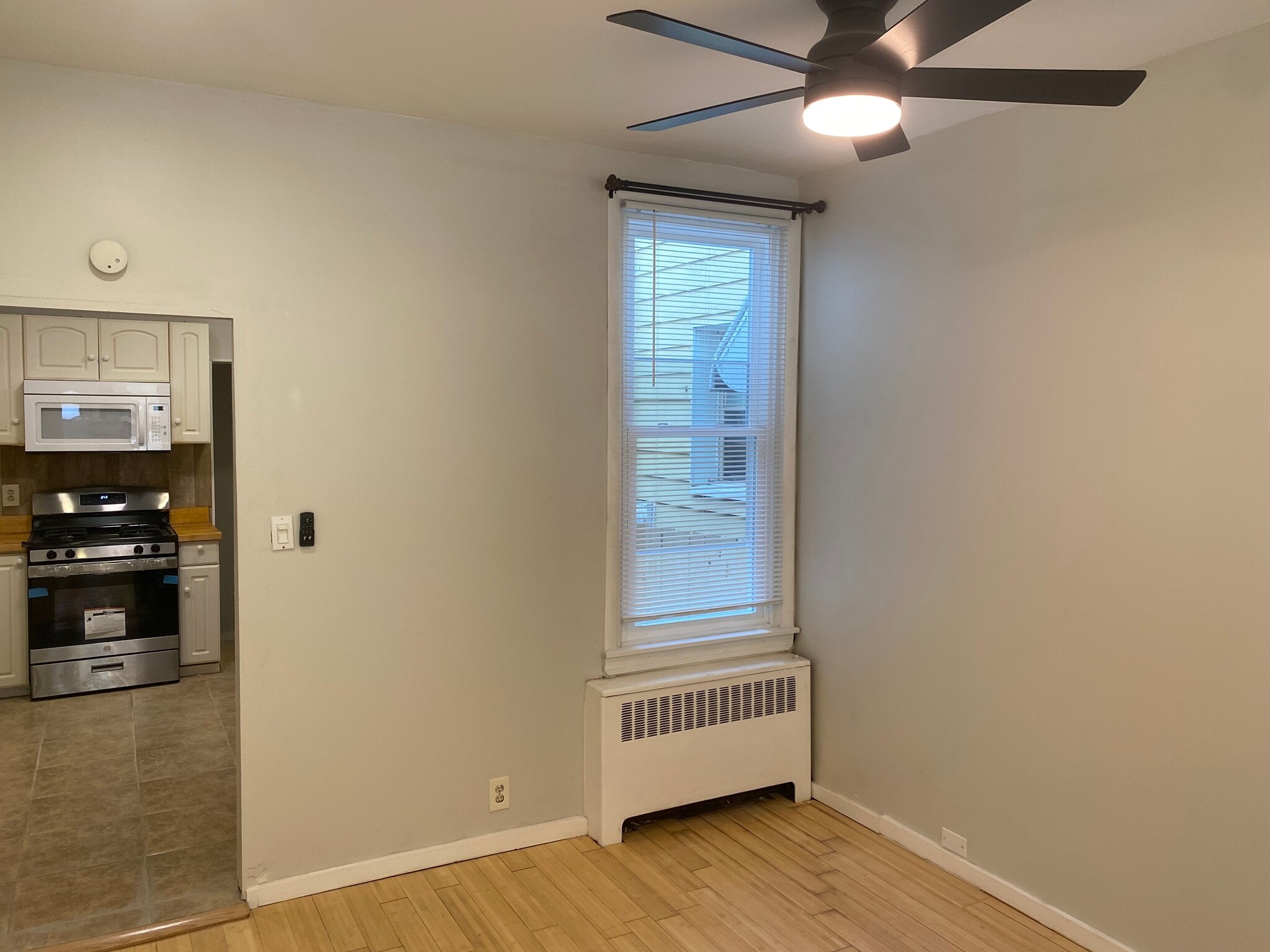 Dining Room - 3145 Almond St