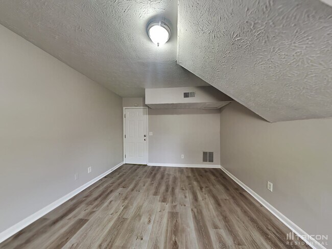 Building Photo - 4073 Red Laurel Way SW