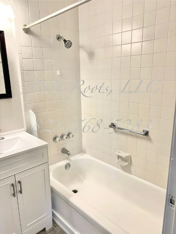 Building Photo - 51 Little Bend Ln