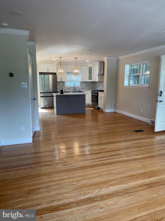 Building Photo - 3300 Kayford Cir