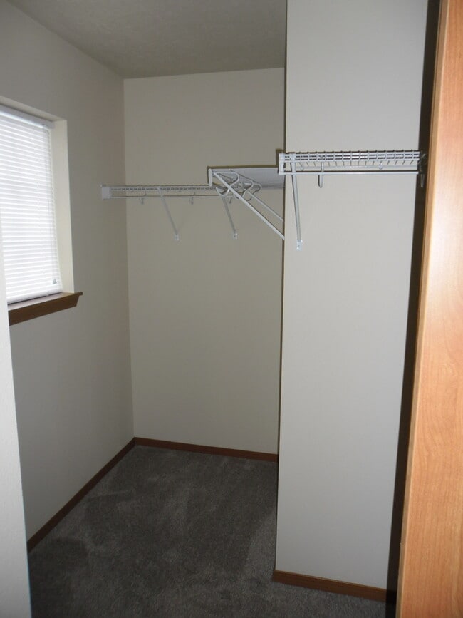 Building Photo - 502 S Margaret Ave