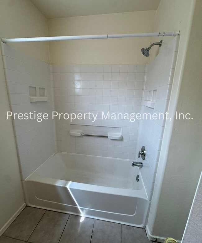 Building Photo - Charming Desirable Vail Home