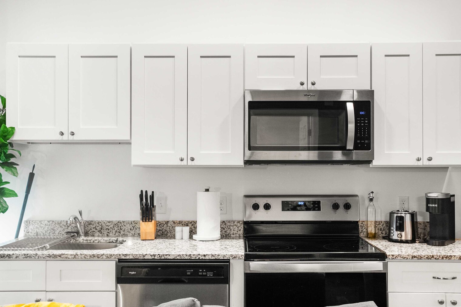 Building Photo - 209 9th St