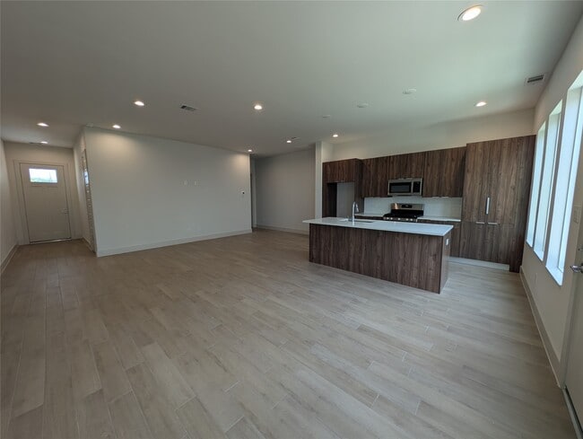 Building Photo - 4407 Abaco Ln