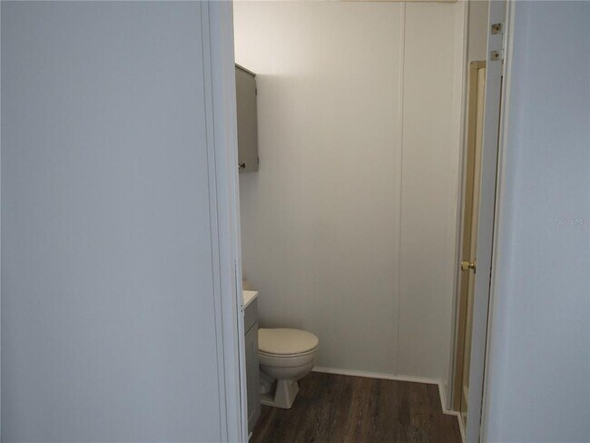 Building Photo - 514 Nesbitt Park Ave