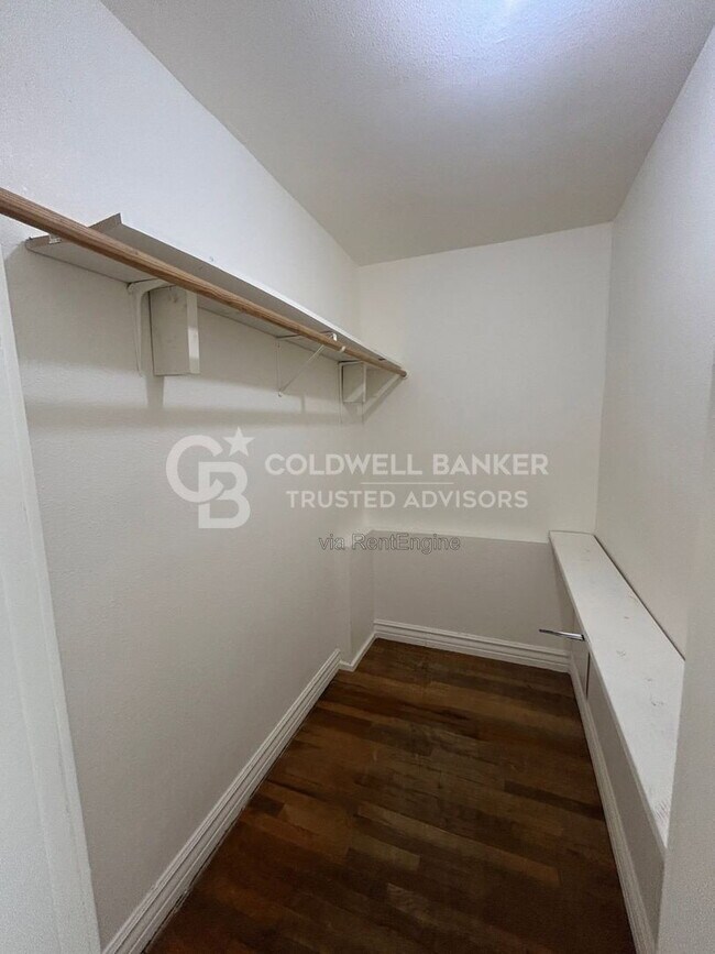 Building Photo - 2405 16th St
