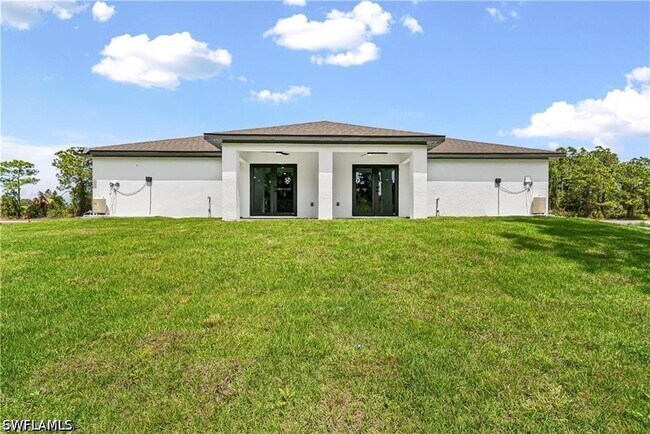 Building Photo - 1010 Jaguar Blvd