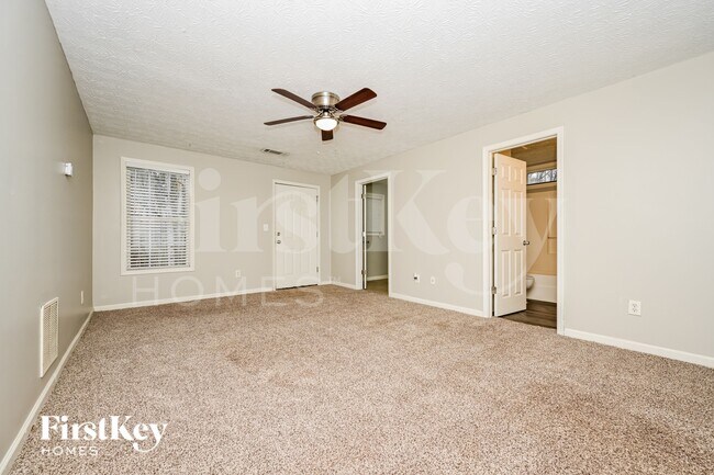 Building Photo - 35 Pebble Brooke Pass