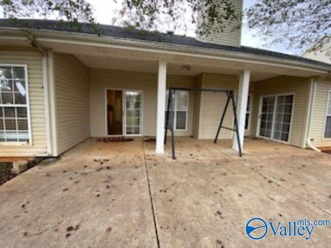 Building Photo - 209 Horseshoe Bend N