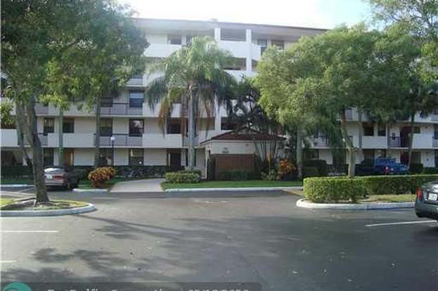 Building Photo - 2767 Carambola Cir S