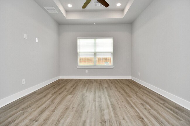Building Photo - 21023 Treasure Gate Ln