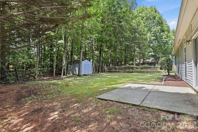 Building Photo - 13114 Woodland Farm Dr