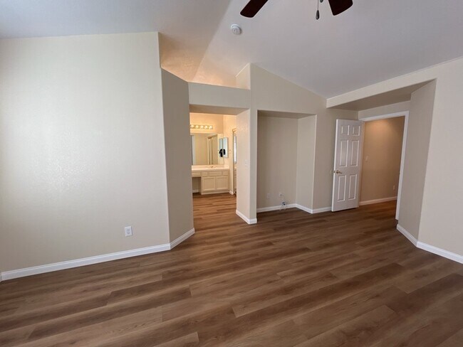 Building Photo - Encounter the ultimate luxury living experience with this 4-bedroom, 2197 sq ft house