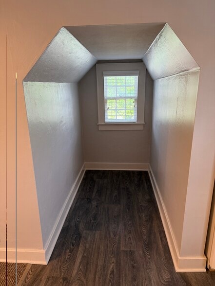 Building Photo - 2309 Cisco St