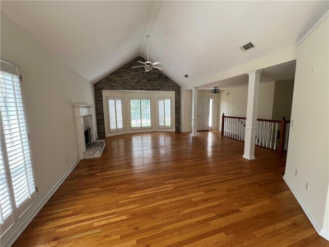 Building Photo - 4715 Deer Crossing Ct