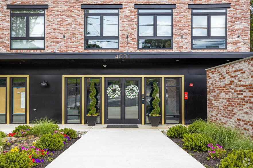 Entrance - 4001 Ridge Ave