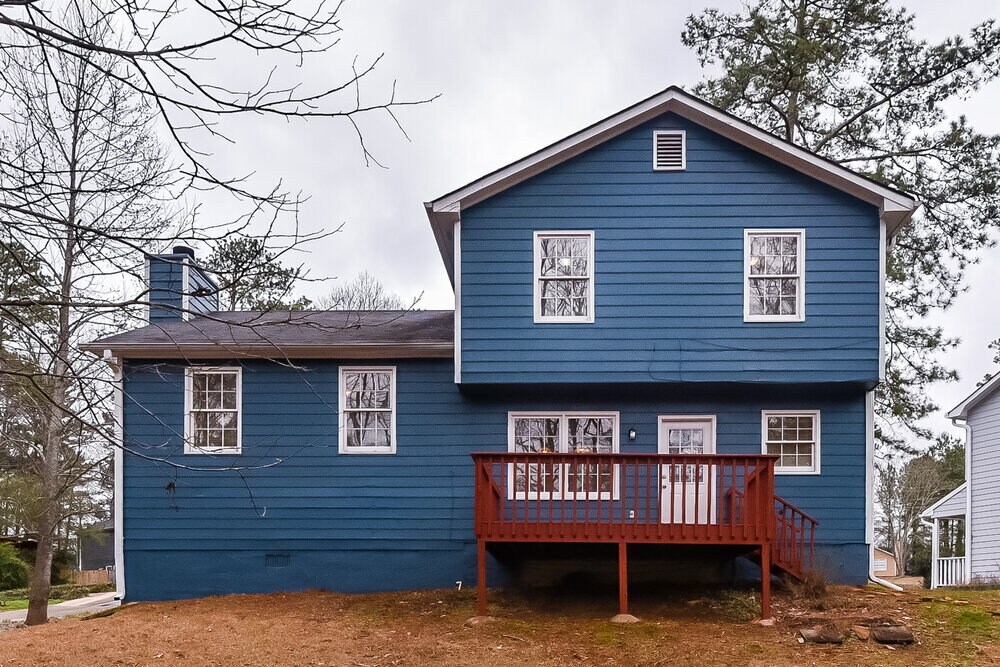 Building Photo - 490 Radio Ct