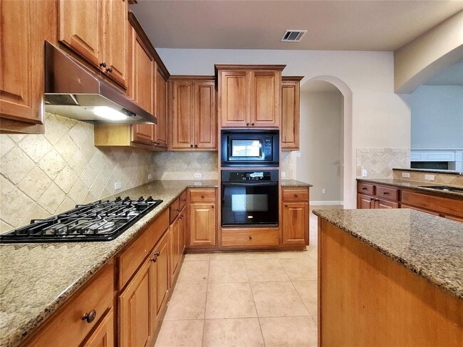 Building Photo - 2506 Mancuso Bend