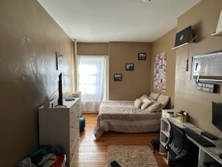 Building Photo - 1489 Beacon St