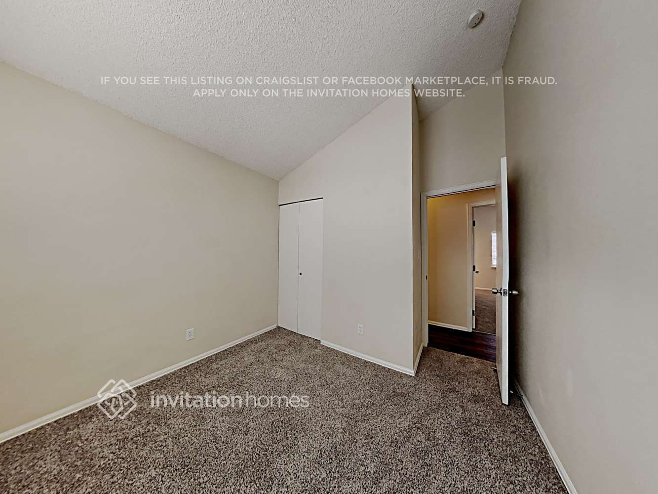 Building Photo - 3474 Foxridge Dr