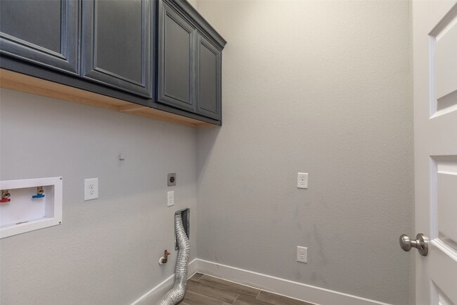 Building Photo - 18506 Gunda Heights Dr