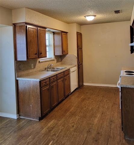 Building Photo - 3612 Spring Meadows Dr