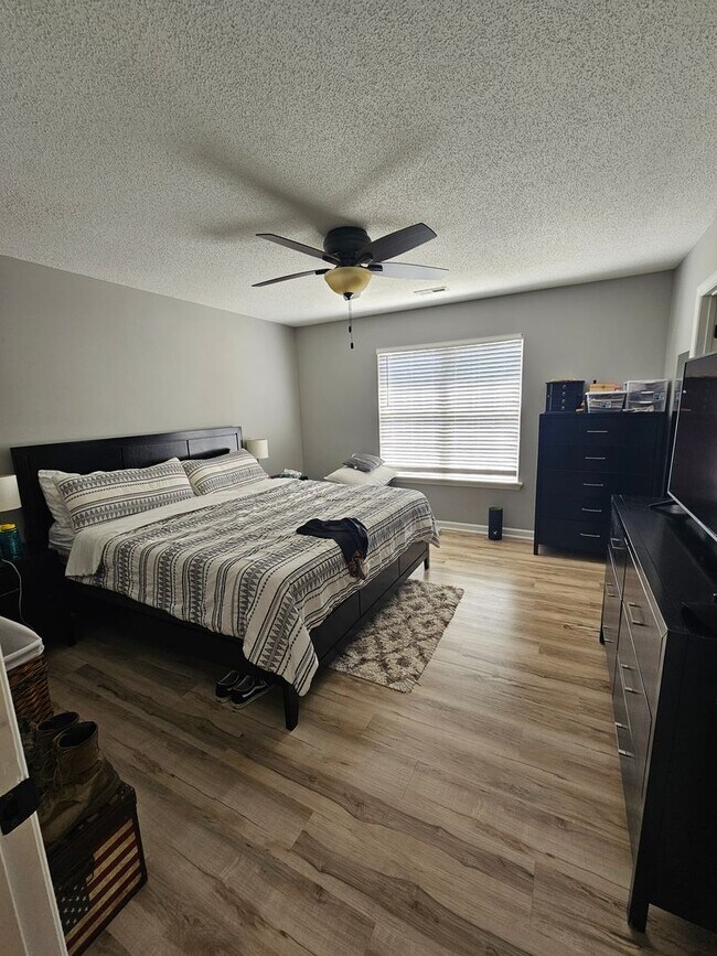 Building Photo - 3 Bedroom Home in Chadwick Shores