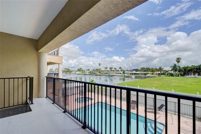 Building Photo - 300 Capri Blvd