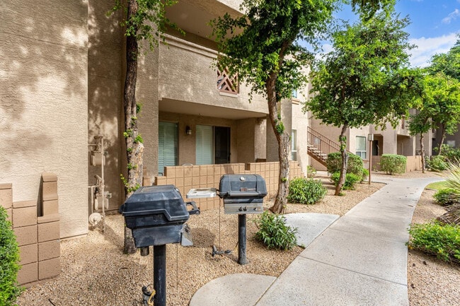 Building Photo - 29606 N Tatum Blvd