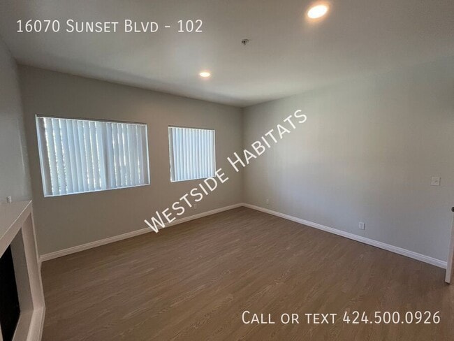 Building Photo - 16070 Sunset Blvd