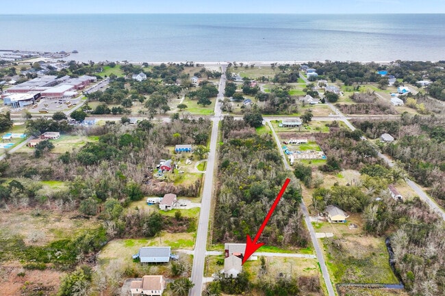 Building Photo - 343 Henderson Ave