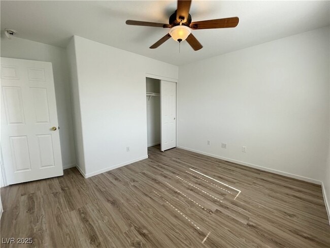Building Photo - 9758 W Hanover Grove Ave