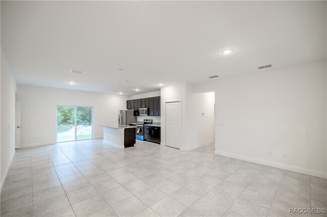 Building Photo - 2412 SW 163rd Pl