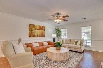 Building Photo - 186 Hammond Pl Cir