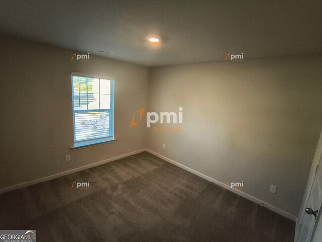 Building Photo - 209 Oliver Dr