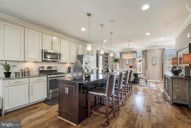 Building Photo - 22595 Willington Square