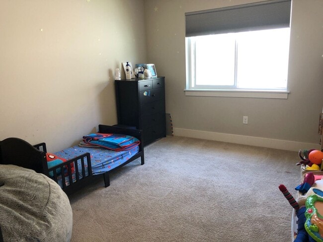 Building Photo - Majestic Home at Silver Peak Estates with 5 Bed and 3 Bath