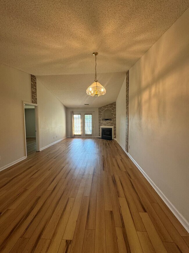 Building Photo - 104 St Kitts Ct