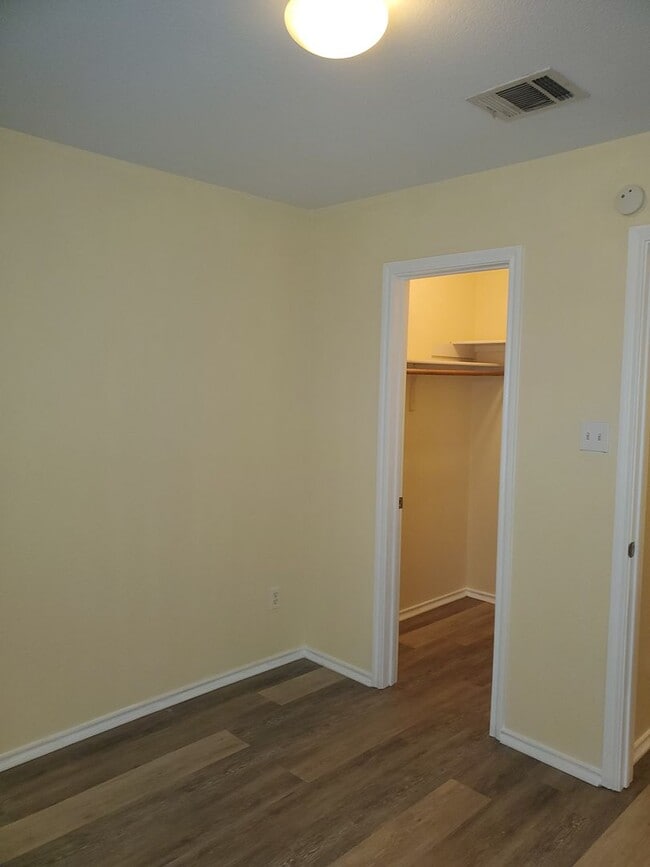 Building Photo - Christopher