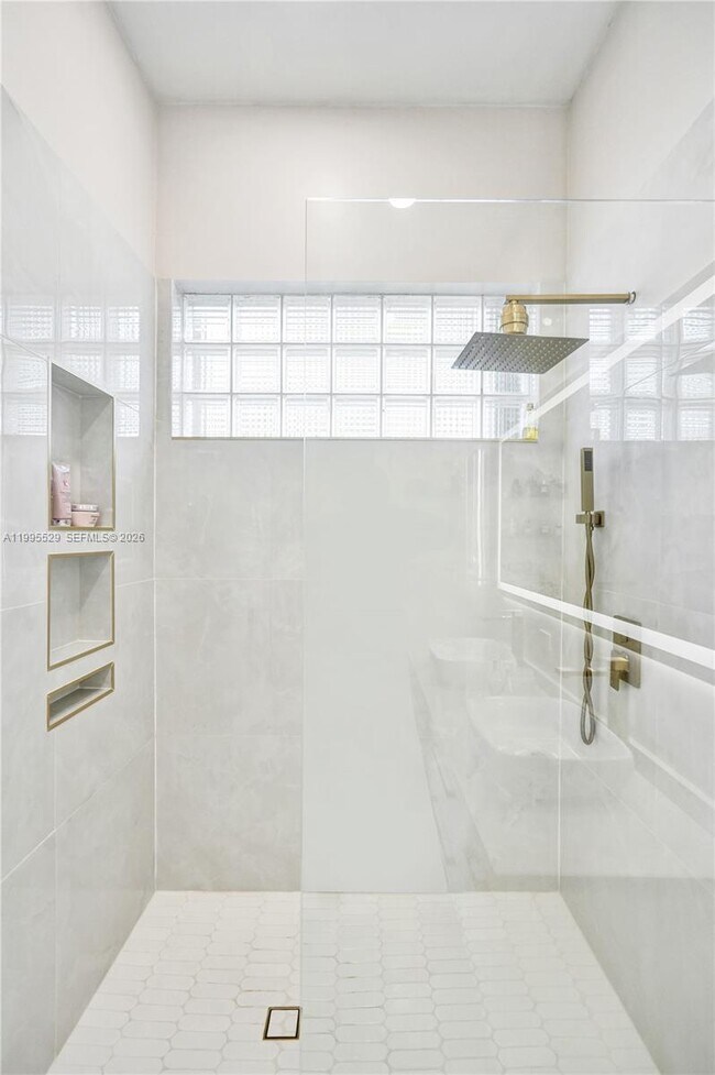 Building Photo - 6928 NW 33rd St