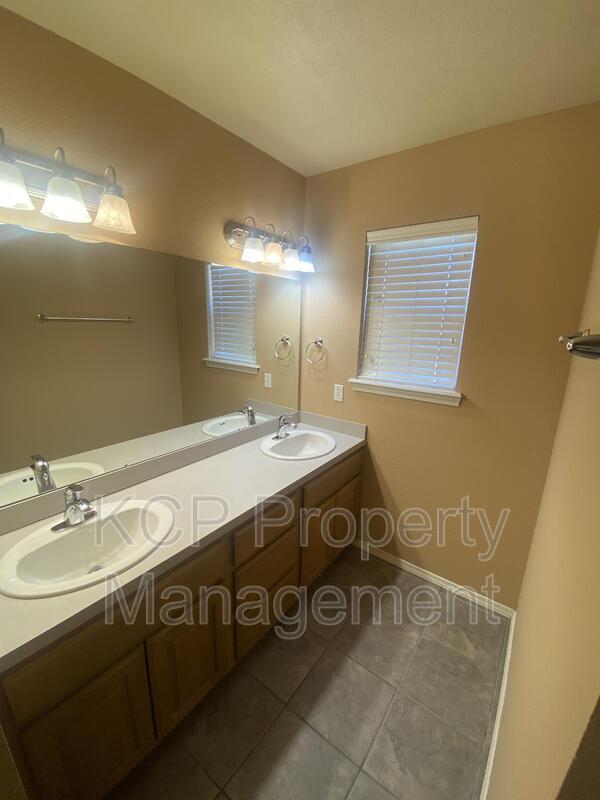 Building Photo - 2810 Fairway Hamlet Ct