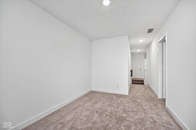 Building Photo - 15254 Swallow Fls Wy